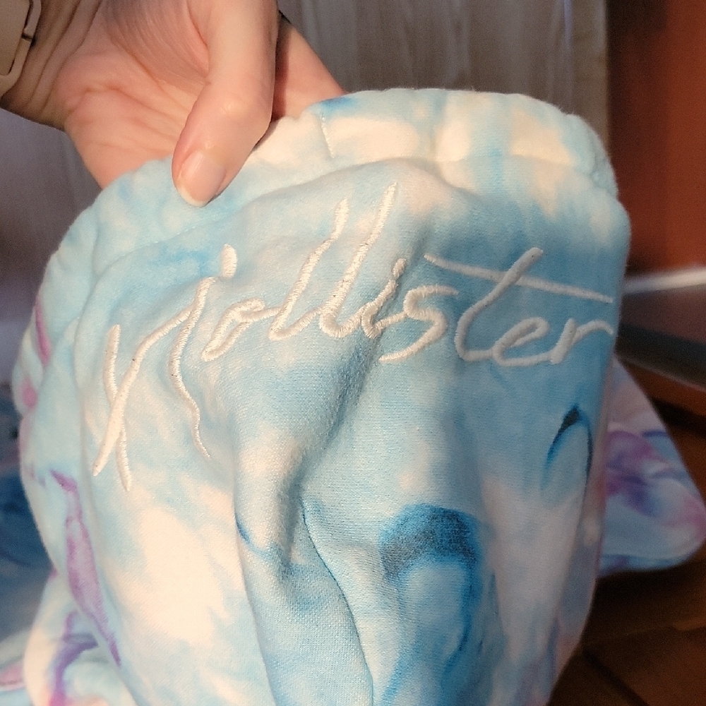 Hollister Blue and White Tie-Dye Hoodie - Picture 4 of 5